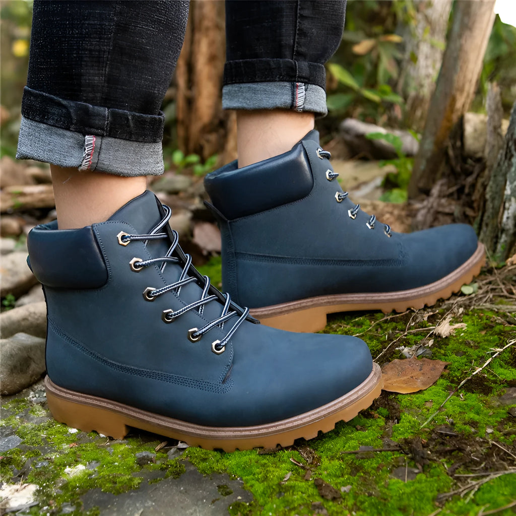 Men's pink Martin boots with velvet lining, round toe design and front lace-up closure