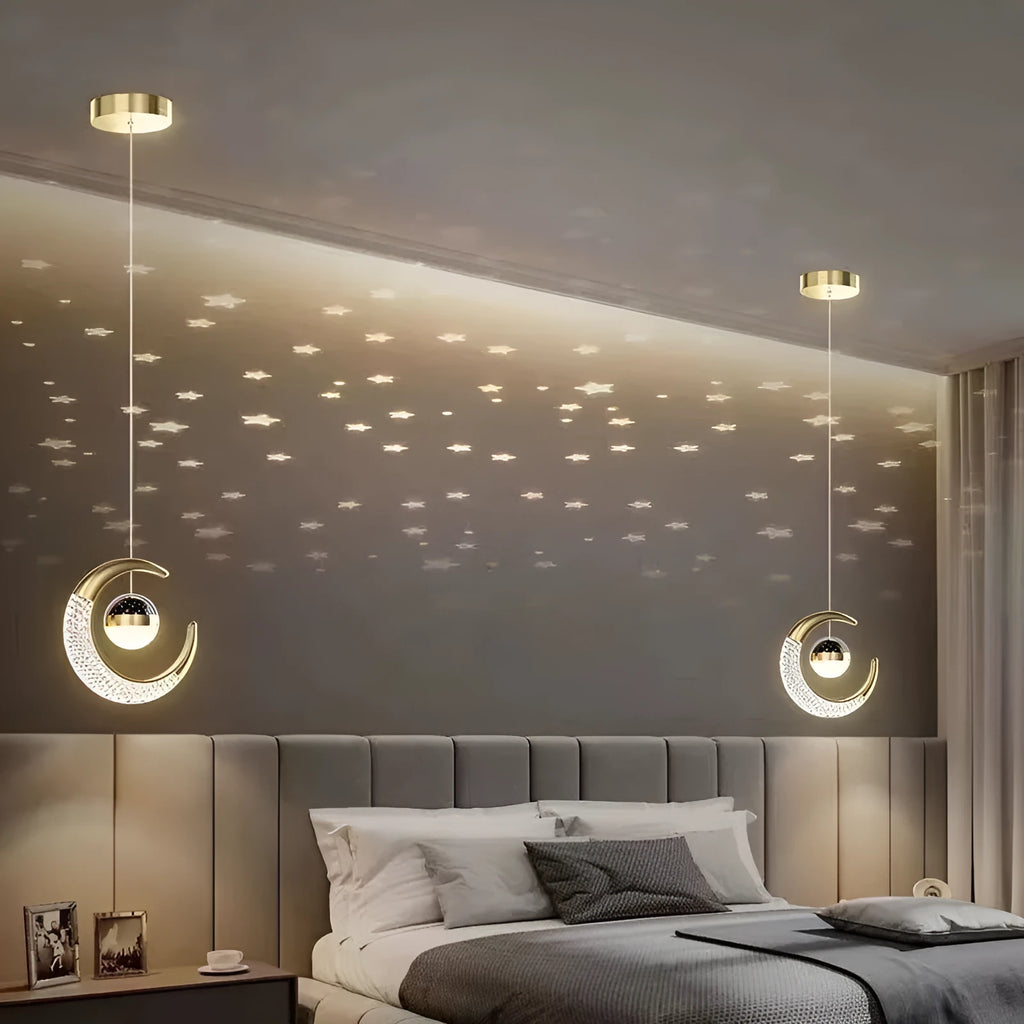 Adjustable pendant light in black or gold for living room and dining room, with cool white, warm light, or three-color light options.