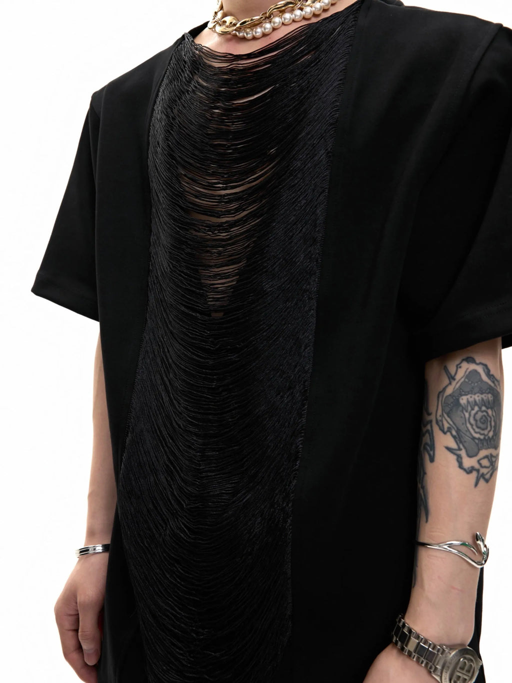 Black men's V-neck loose T-shirt with short sleeves and tassel detail