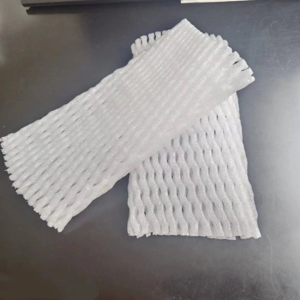 White foam net protective cover for fruit packing with hybrid shockproof design