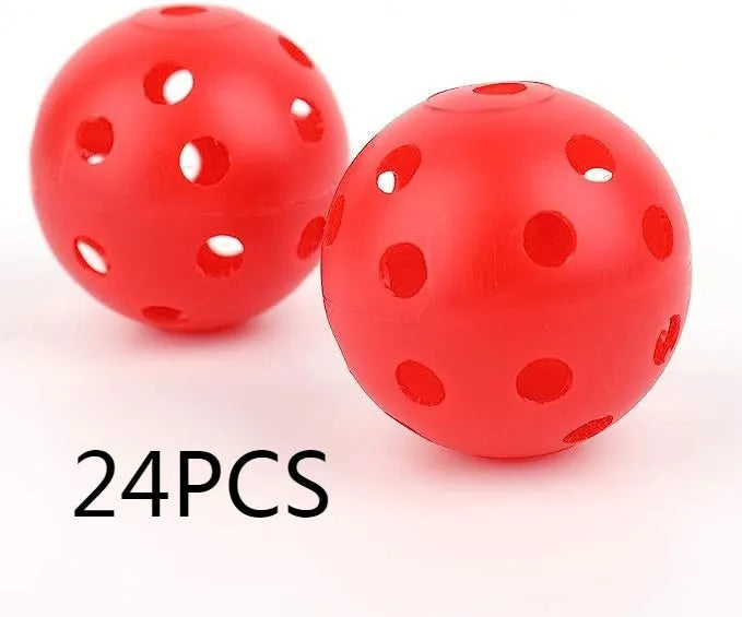 Multi-colour golf practice balls on 26-hole putting mat with net pocket packaging