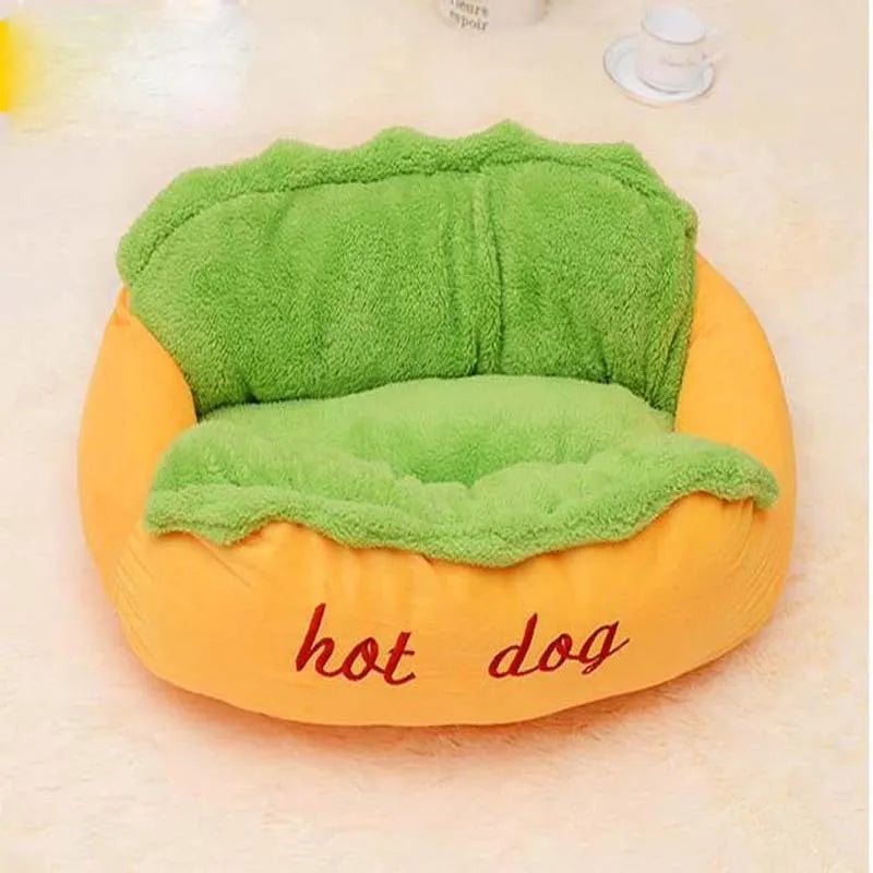 Hot dog pet bed with removable mat in flannelette fabric with jean cloth sides