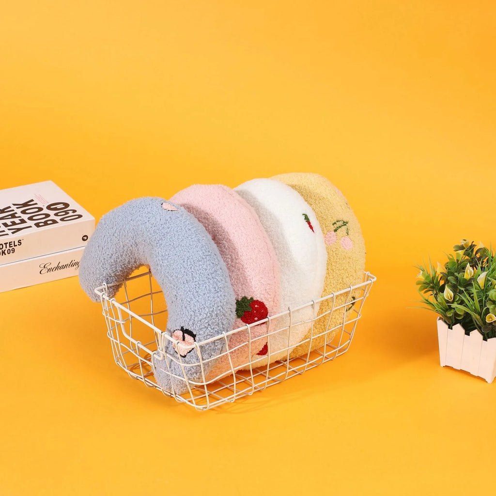 Yellow blue pink white cartoon cat half moon U-shaped pillow pet bed