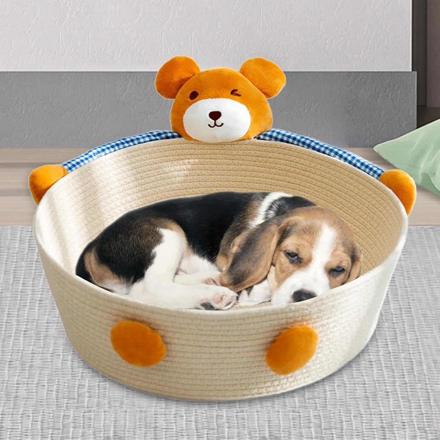 Woven cotton rope cat bed with integrated scratching board in bear design