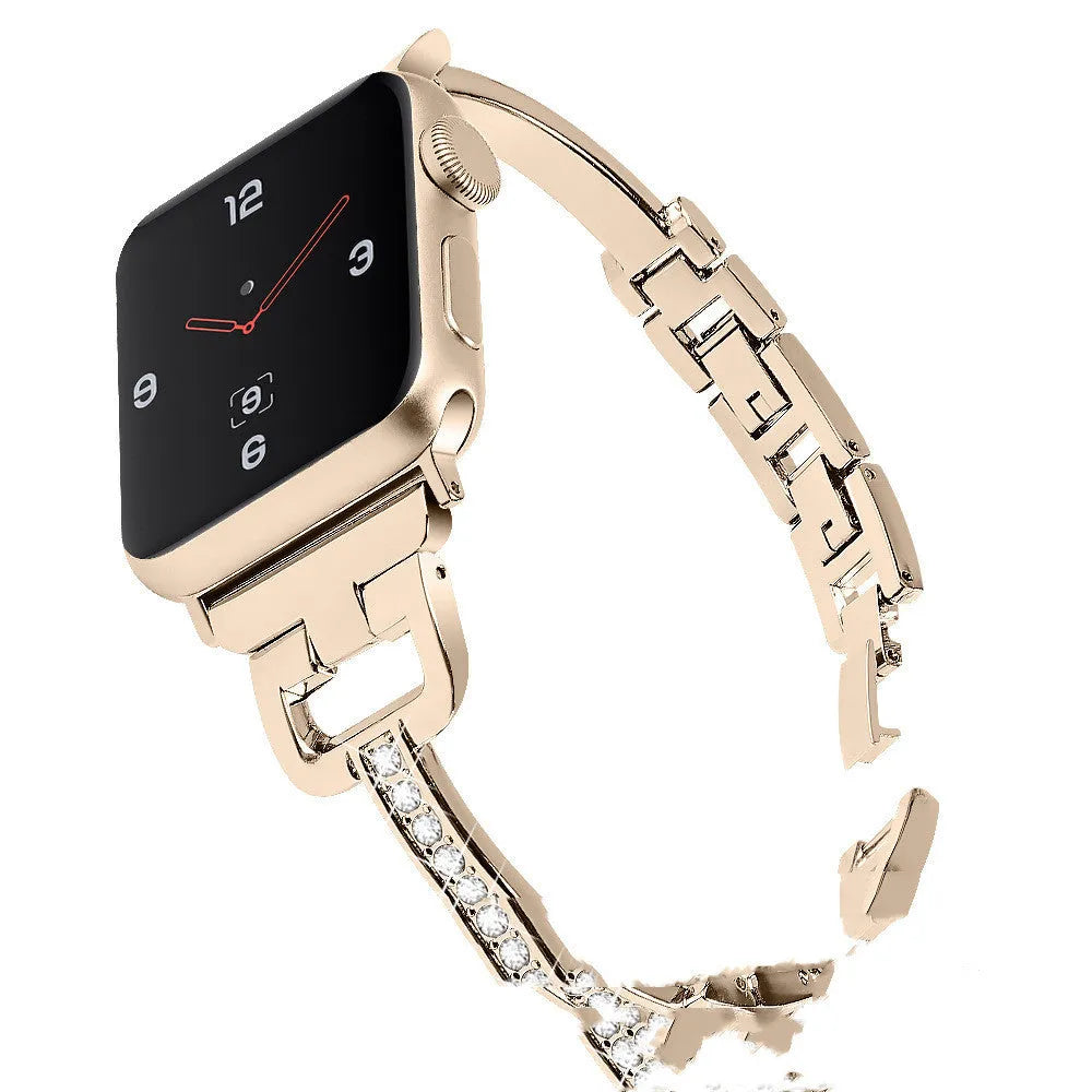 Apple Watch D-shaped metal diamond pattern strap in silver on wrist