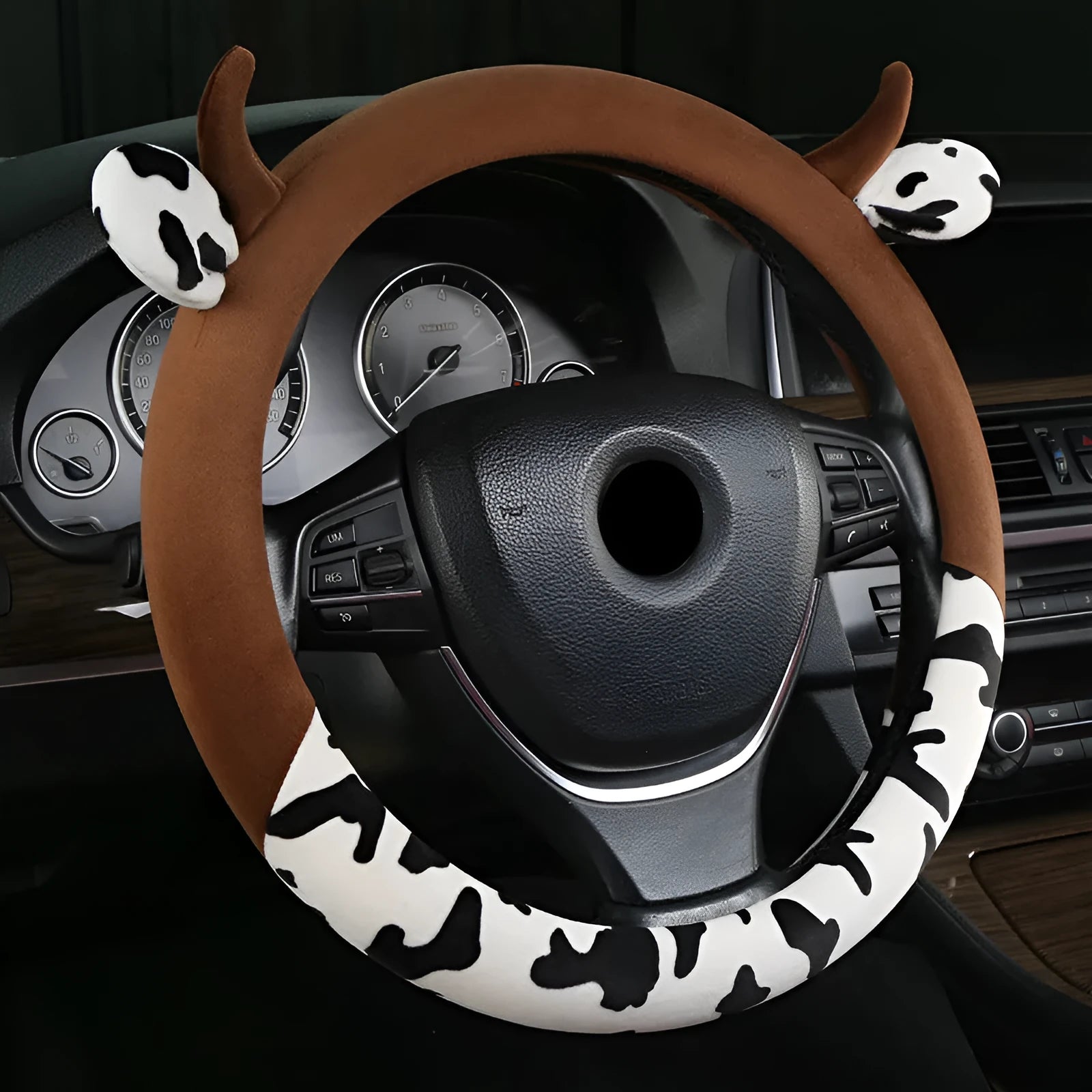 Short plush steering wheel cover in black or coffee colours for automotive use