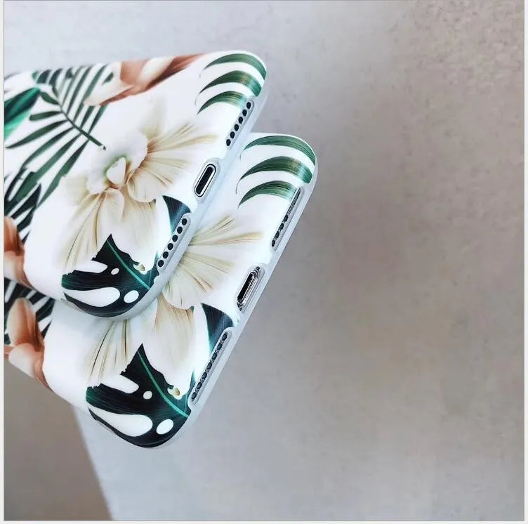 Floral banana leaf design iPhone case for compatible models with retro floral pattern and flower leaves colour