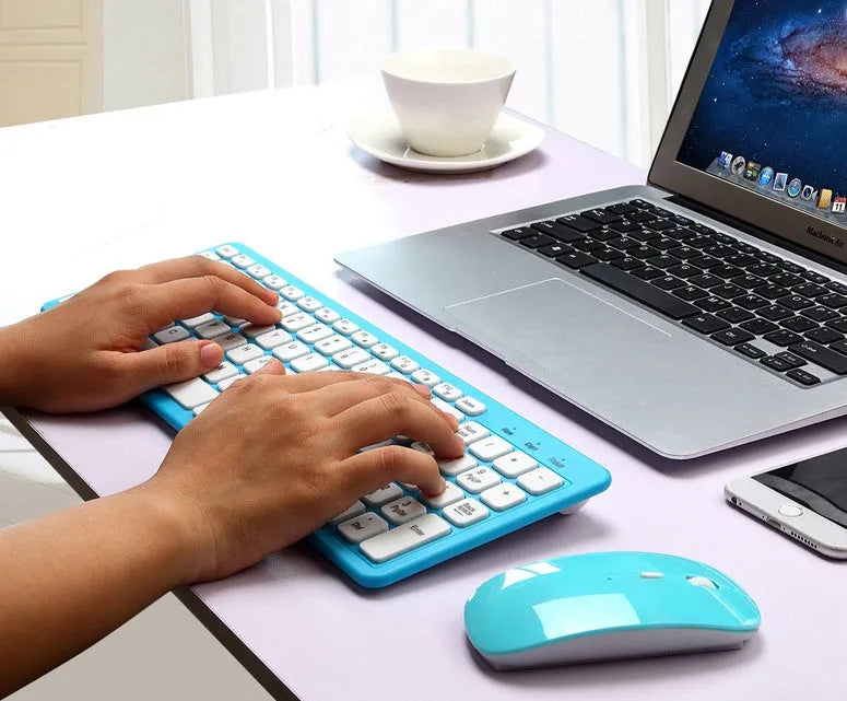 Wireless keyboard and mouse set in black with micro USB receiver and cable