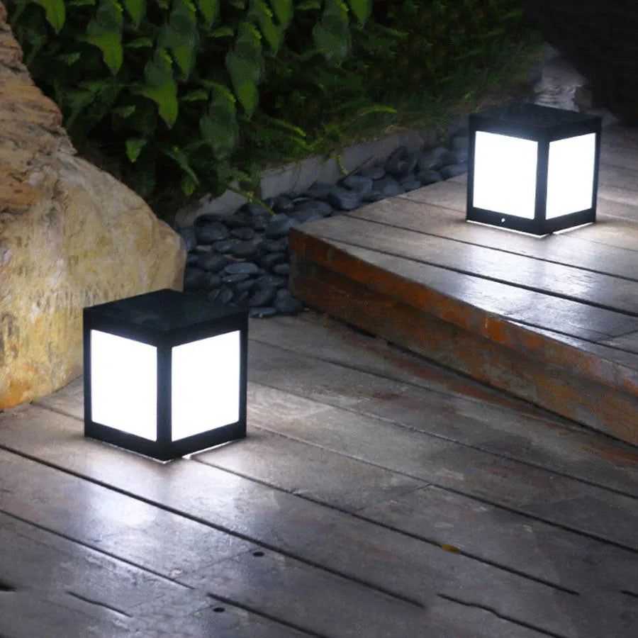 Solar garden lights with LED illumination for outdoor courtyards, tables, and bars