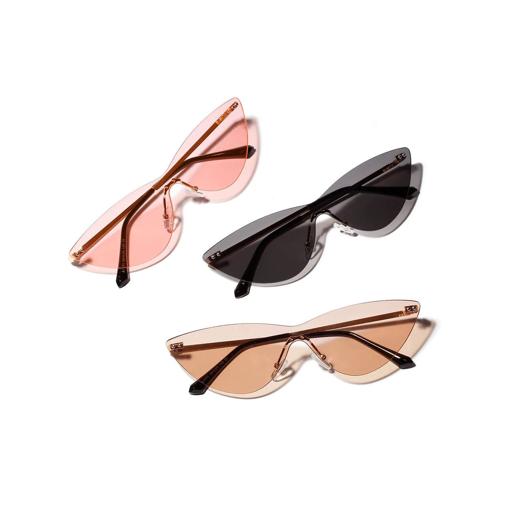 Brown vintage-style sunglasses with metal frame and UV400 protection lenses