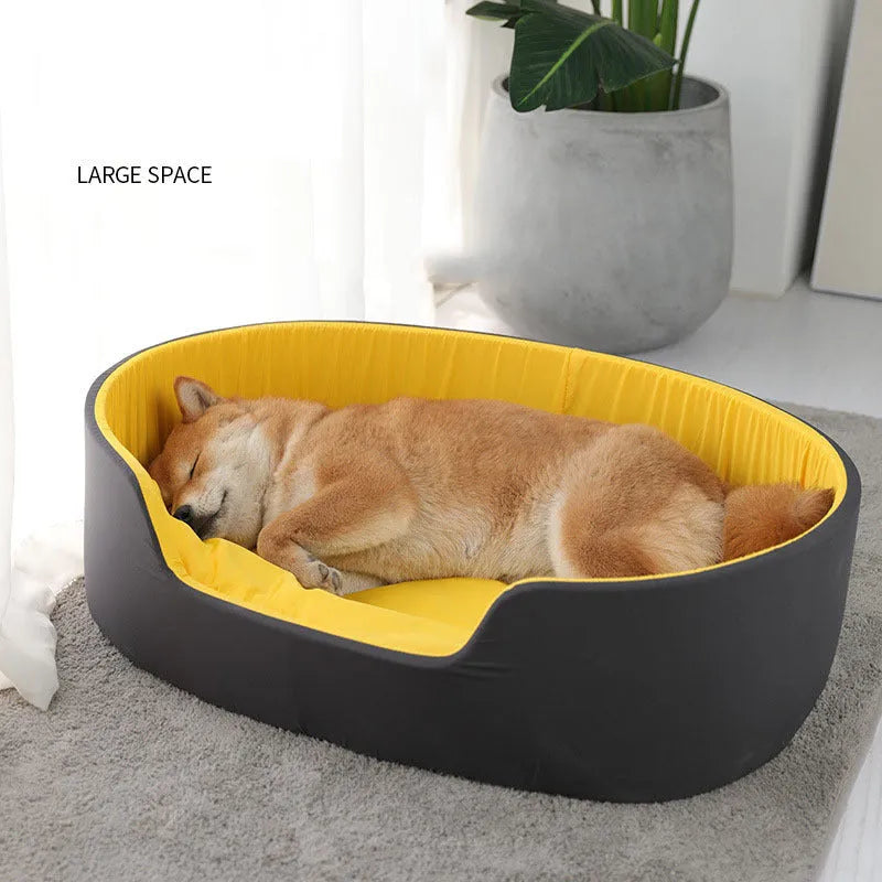 Washable cloth pet kennel for cats and dogs with removable cushion in black or green.