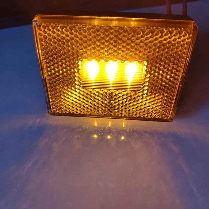 Red or yellow LED trailer side clearance lamp with transparent cover and 19cm wire