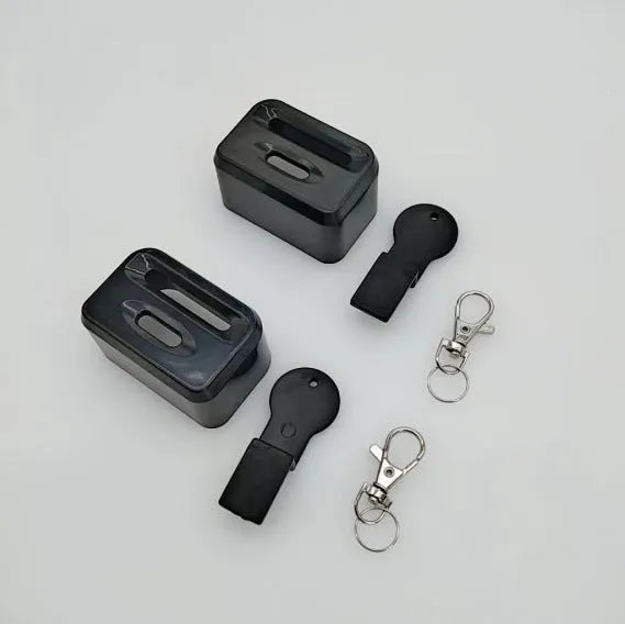 Black and red ABS plastic seat belt lock catch clamp holder for car safety