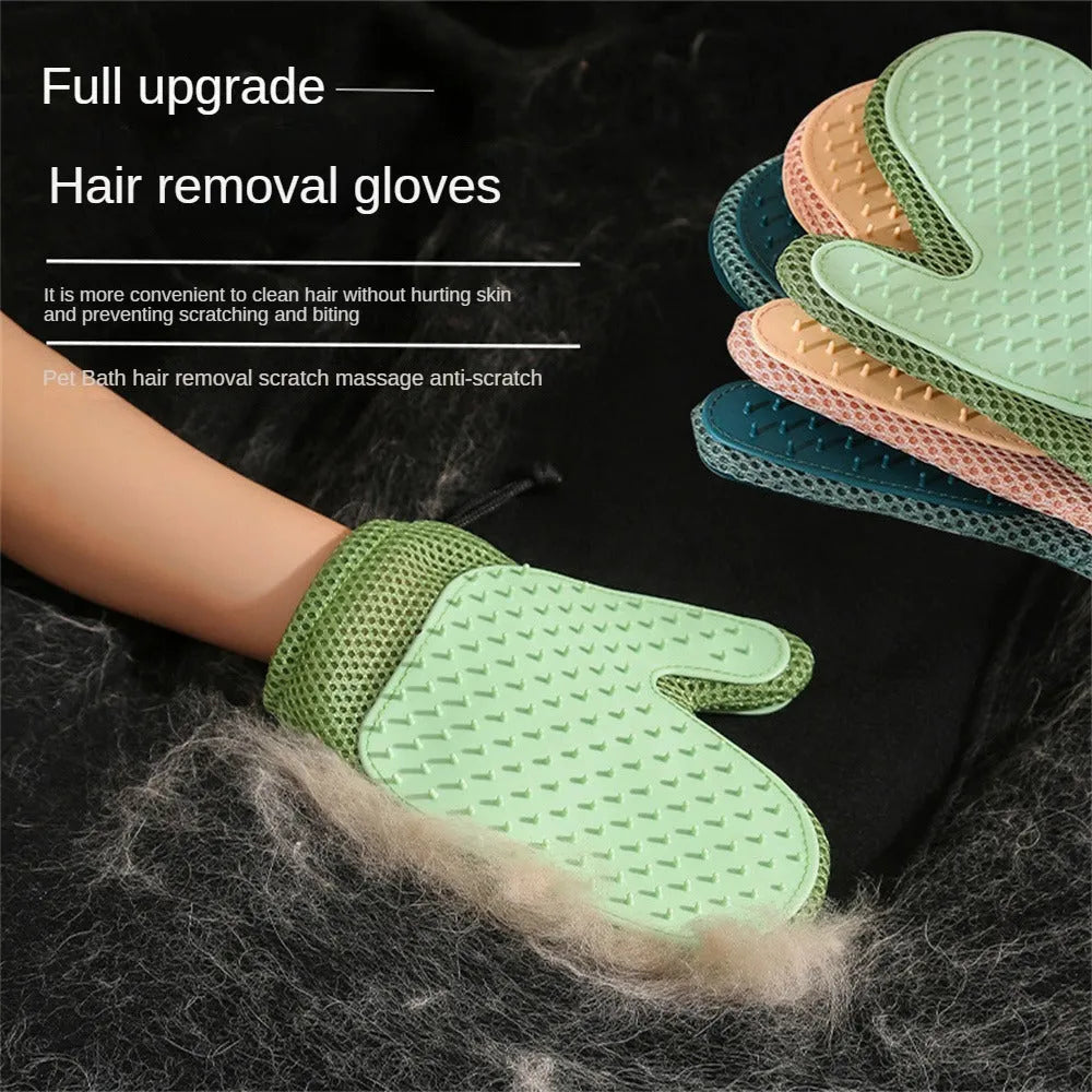 Pet grooming glove in dark blue, light green or yellow for removing cat and dog hair during bathing