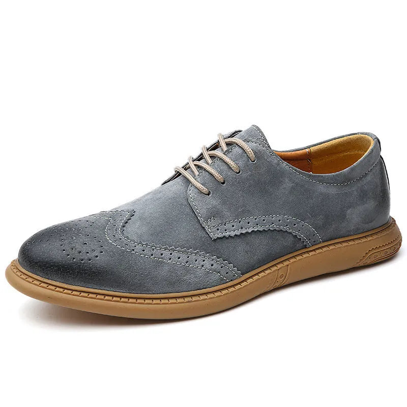 Men's business leather shoes in cowhide with lace-up design and rubber soles