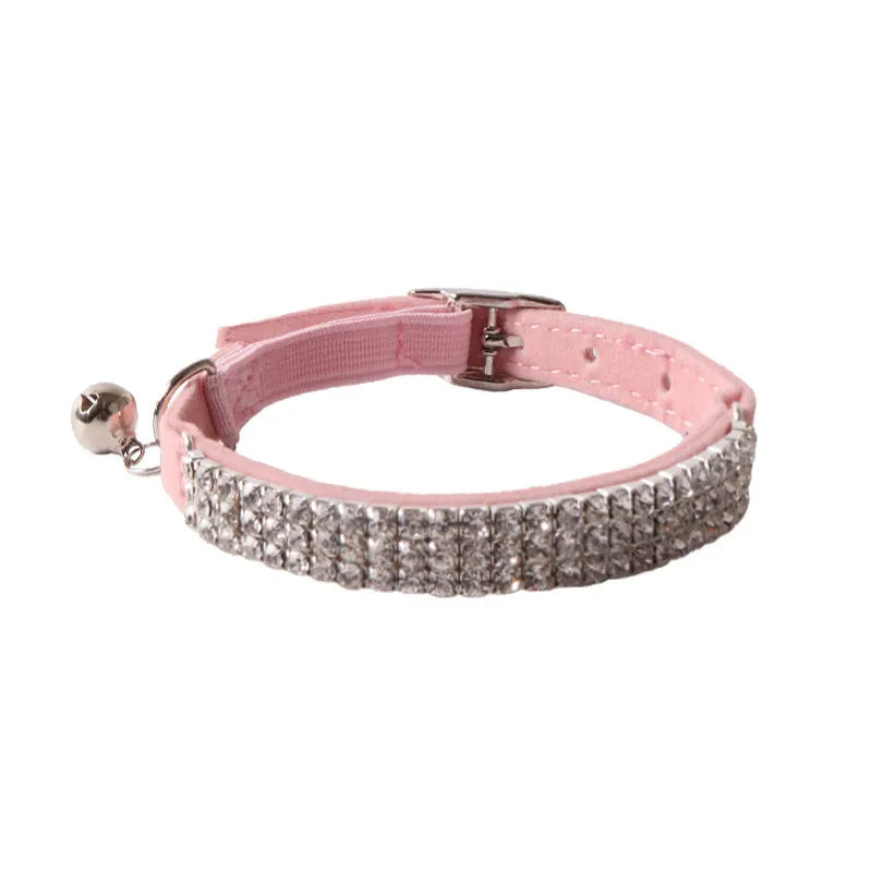 Flocking material cat collar with elastic buckle and gang drill pattern in multiple colours.