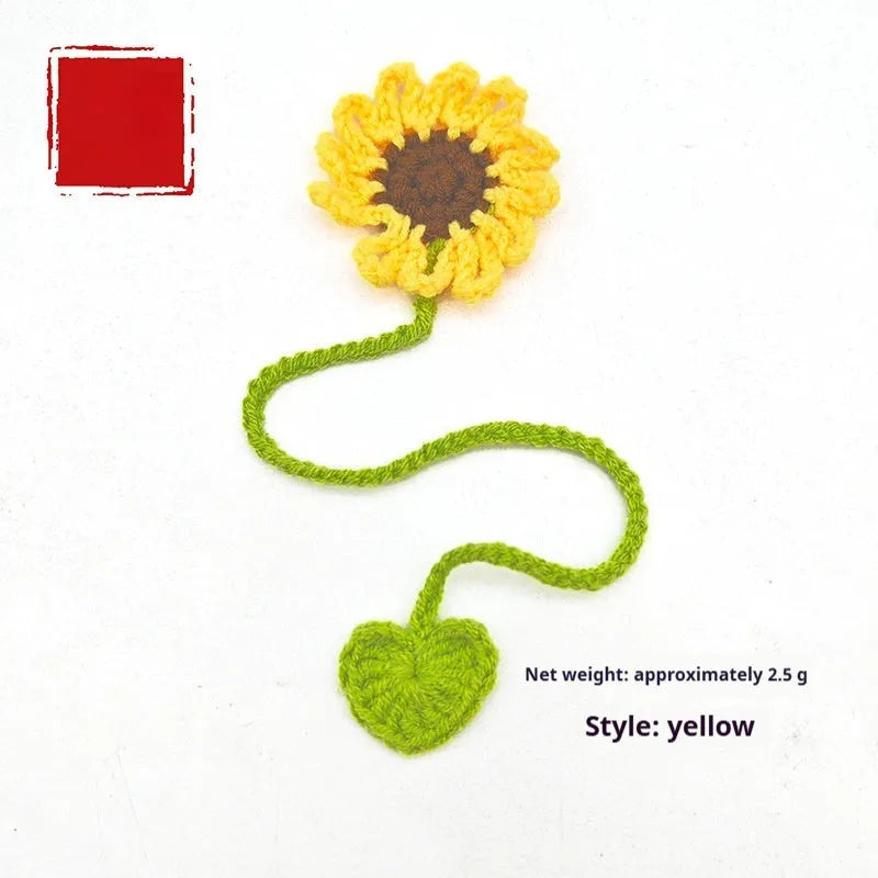 Hand-crocheted wool bookmark with daisy ornament in flexible milk cotton wire