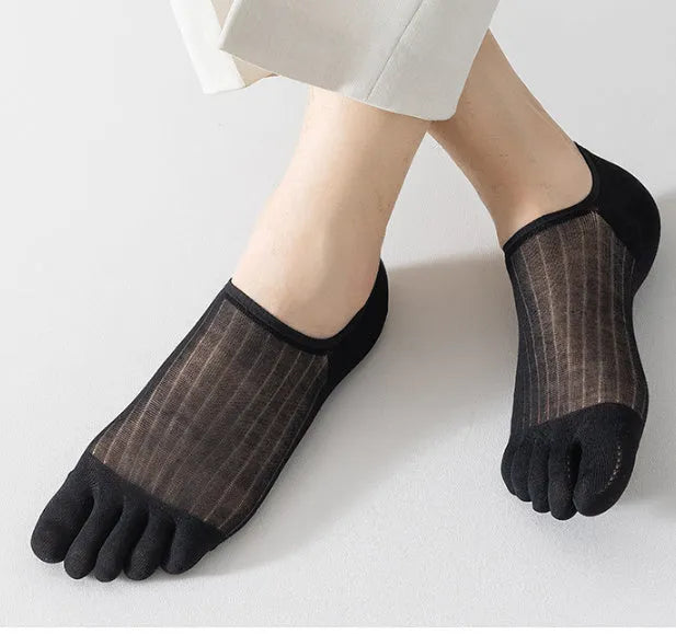 Modal five-finger ultra-thin boat socks in solid colours: white, khaki, light grey, dark grey, and black.