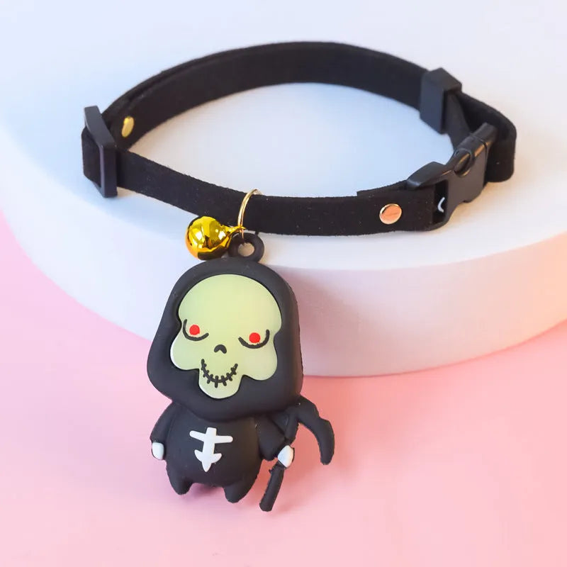 Halloween pet collar decoration with luminous patterns in polyester material showing size options from 16cm to 56cm