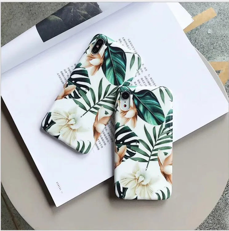 Floral banana leaf design iPhone case for compatible models with retro floral pattern and flower leaves colour