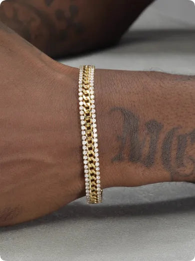 Gold-coloured unisex tennis bracelet made from titanium steel with inlaid artificial gemstones.