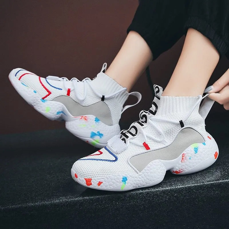 Men's camouflage pattern sneakers with mesh upper and rubber sole for summer running