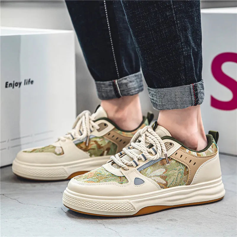 Men's canvas casual shoes in Milan green colour with flat heel and round toe design