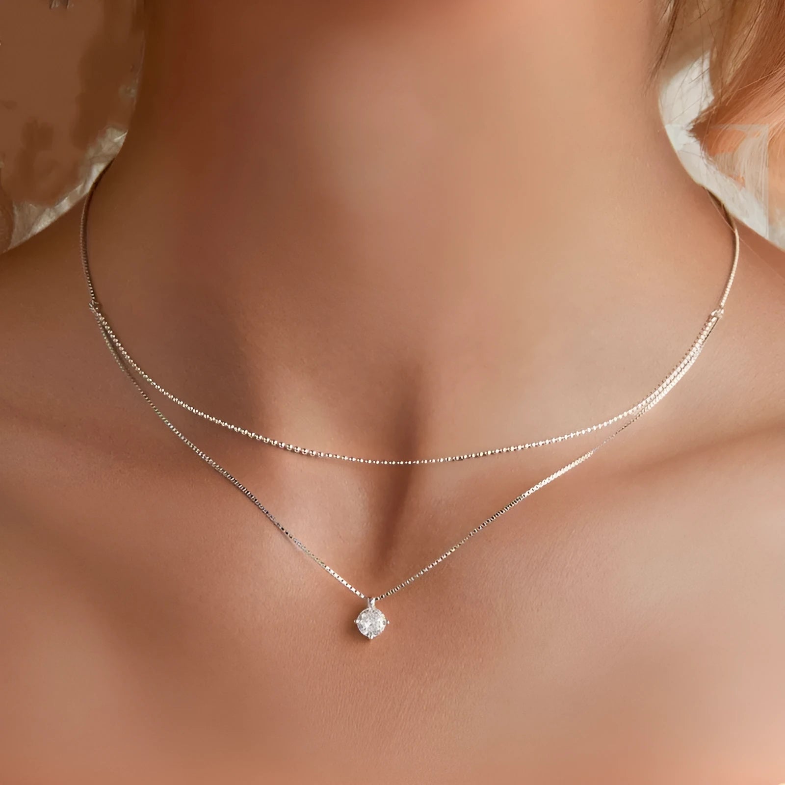 Women's double-layer sterling silver necklace with pearl chain design in silver colour