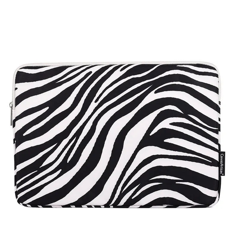 Black and white zebra pattern polyester digital notebook protective sleeve for 11 to 17 inch devices