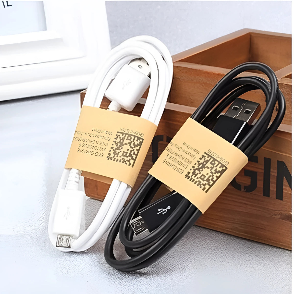 Black Android Micro USB data cable with 1 metre length for phone charging and tablet data transfer
