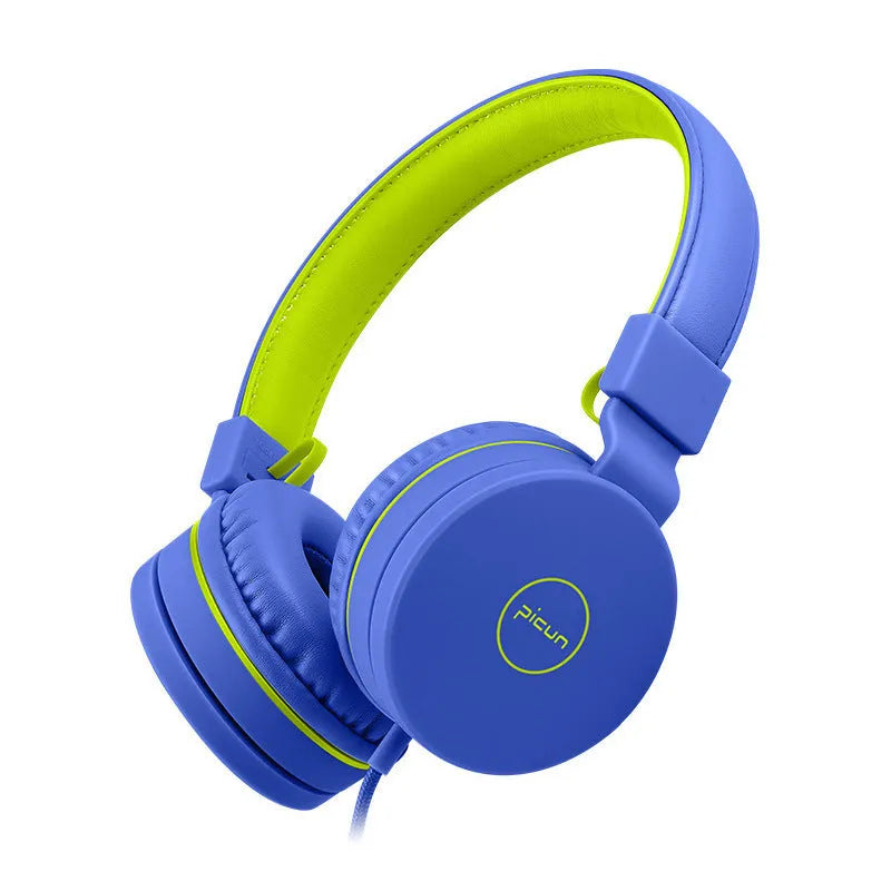 Wired over-ear headset with 3.5mm plug, 40mm drivers, microphone, and protein material earmuffs in pink
