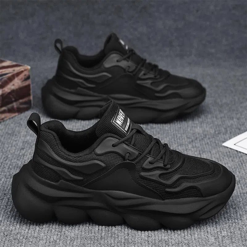 Men's black or white mesh sneakers with thick sole and synthetic PU upper, sizes 39-44