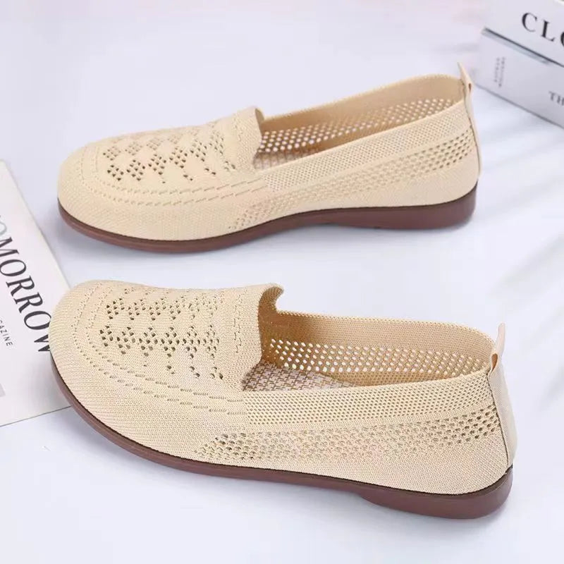 Elderly women's wide fit antiskid mesh shoes in beige, black and brown colours