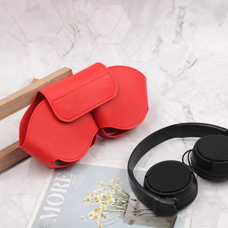 AirPods Max PU leather protective case with zip closure in black, red, white, green, or blue.