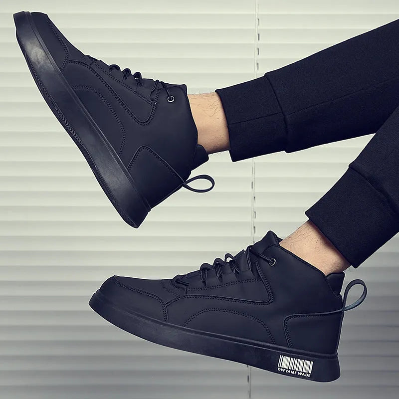 Men's white low-top board shoes with microfiber upper and rubber sole, lace-up front closure