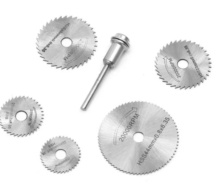 Set of 6 high-speed steel circular saw blades with mandrel for woodworking