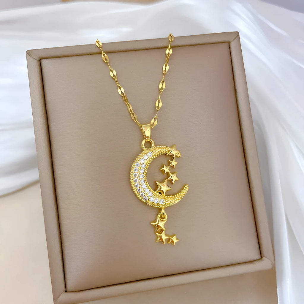 Stainless steel necklace with moon pendant and copper accents in A218 colour