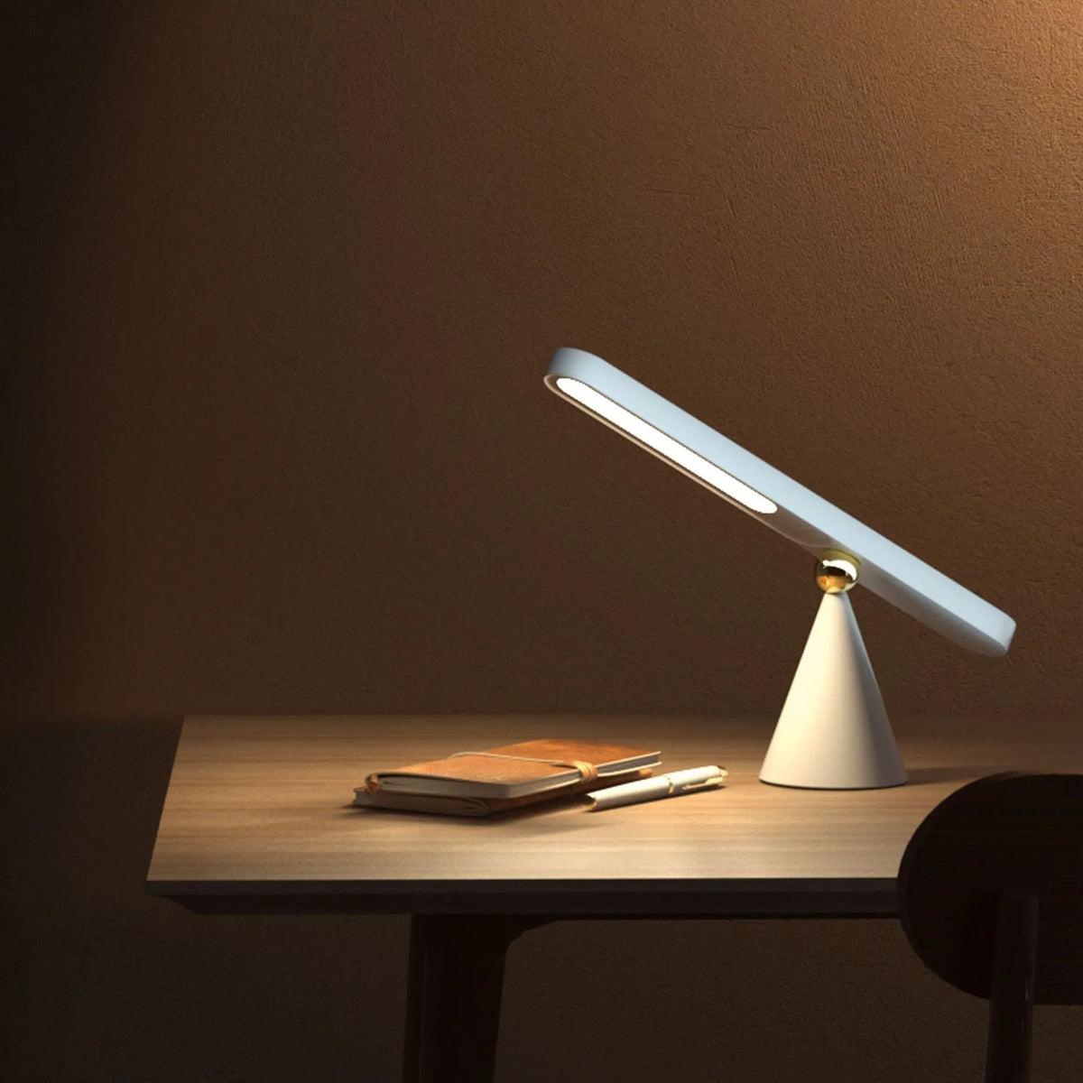Geometric desk lamp with wireless magnetic wall function and touch controls