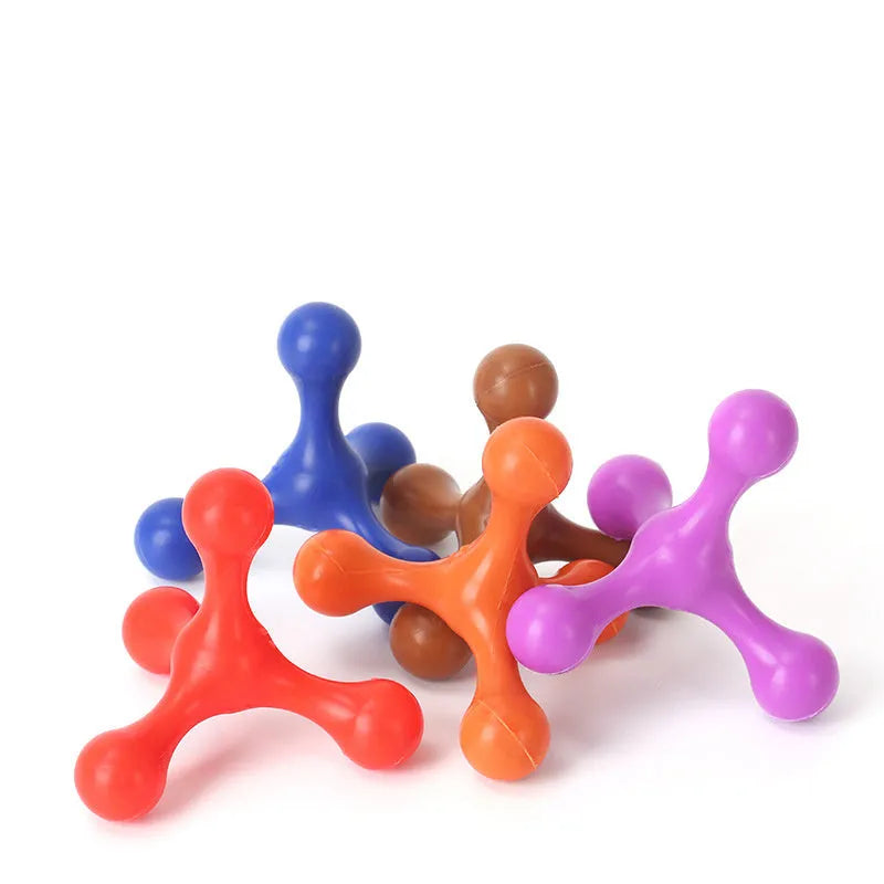 Beef-flavoured silicone chew toy for small medium dogs with three legs measuring 9.5cm