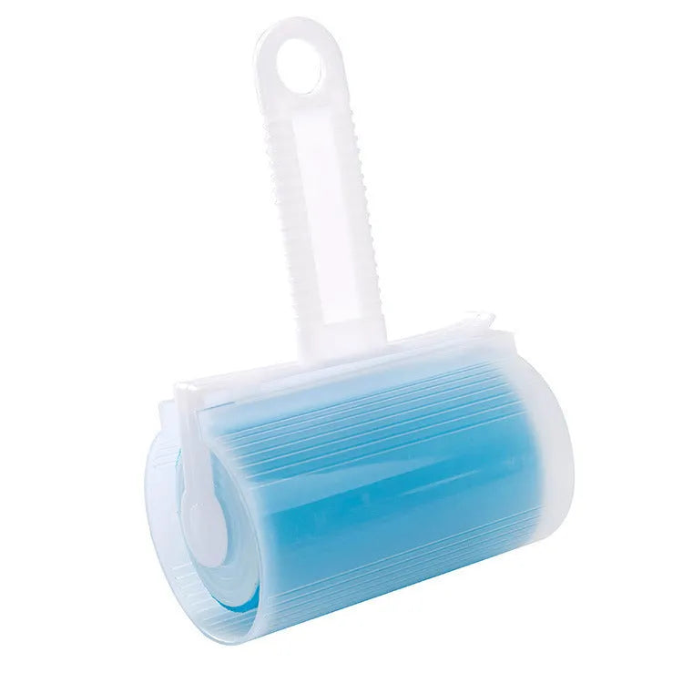 Reusable washable lint roller with protective cover for pet hair removal, measuring 17x10x4cm