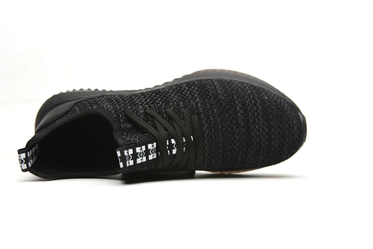 Steel toe cap safety work shoes in black and grey colours with low-cut design