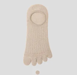 Modal five-finger ultra-thin boat socks in solid colours: white, khaki, light grey, dark grey, and black.