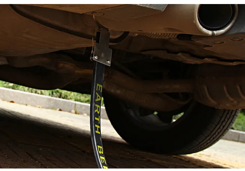 Black rubber car electrostatic grounding chain with copper wire, 37cm long, for winter static discharge.