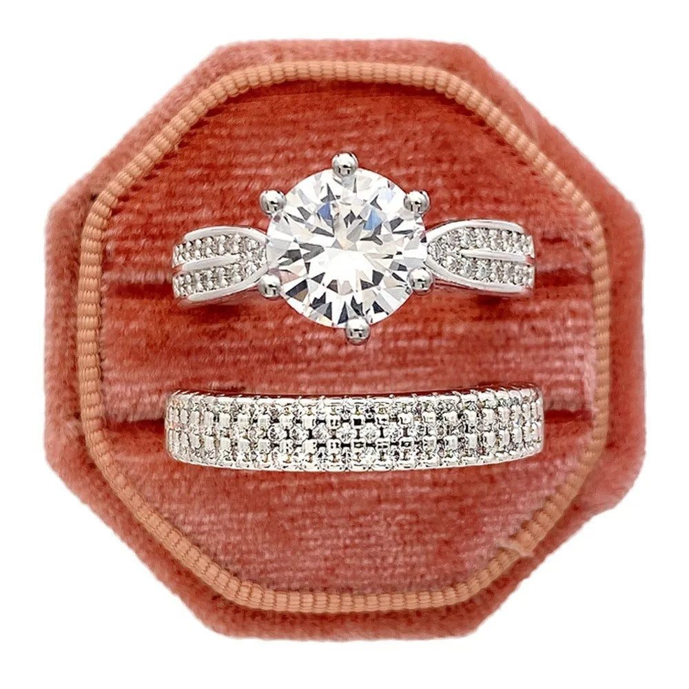 White gold colour alloy wedding ring with geometry round design showing simple bracelet styling