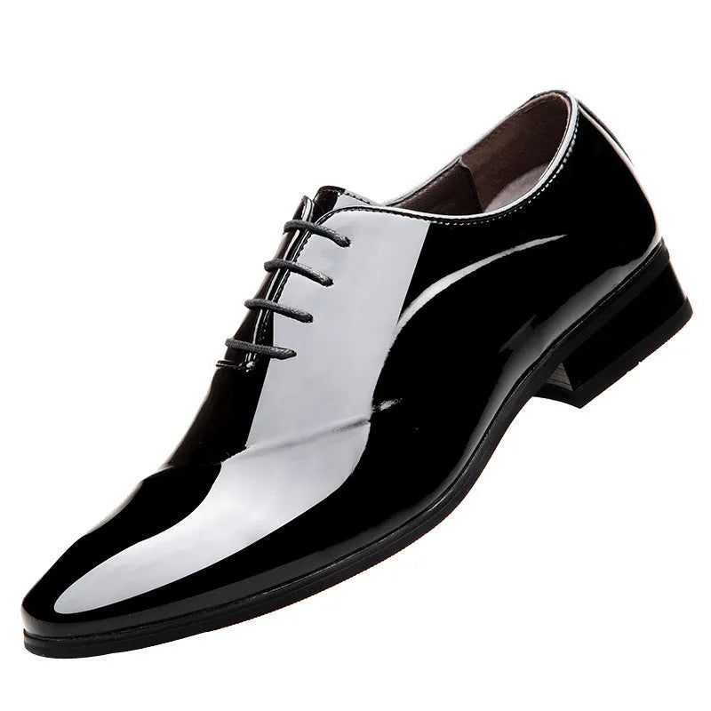 Men's black formal business shoes with pointed toe design in artificial PU material