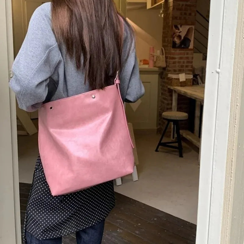 Corduroy one shoulder bag in pink or brown with 39cm length and PU lining for commuting