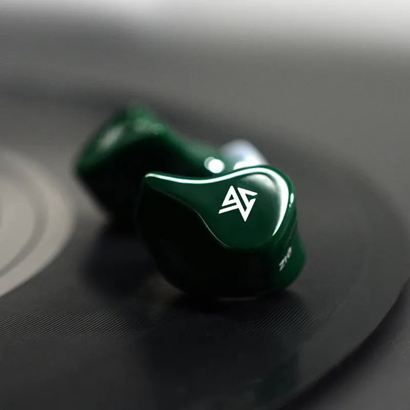 Z1 true wireless Bluetooth 5.0 headset in PC resin with in-ear stereo design available in black and green
