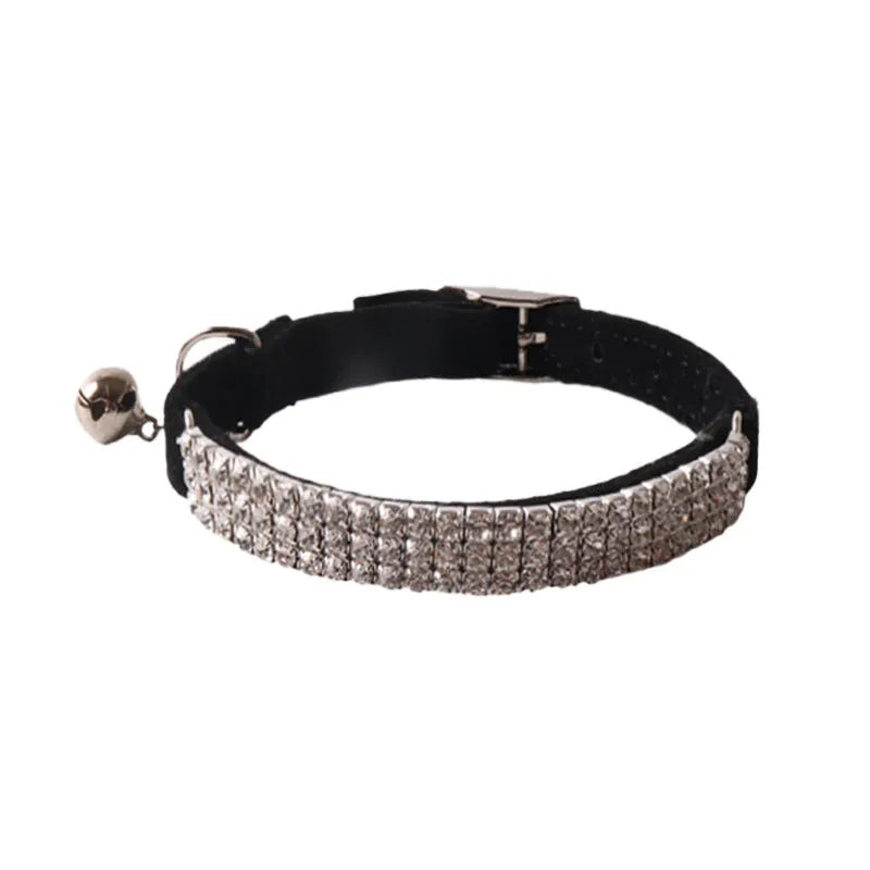 Flocking material cat collar with elastic buckle and gang drill pattern in multiple colours.