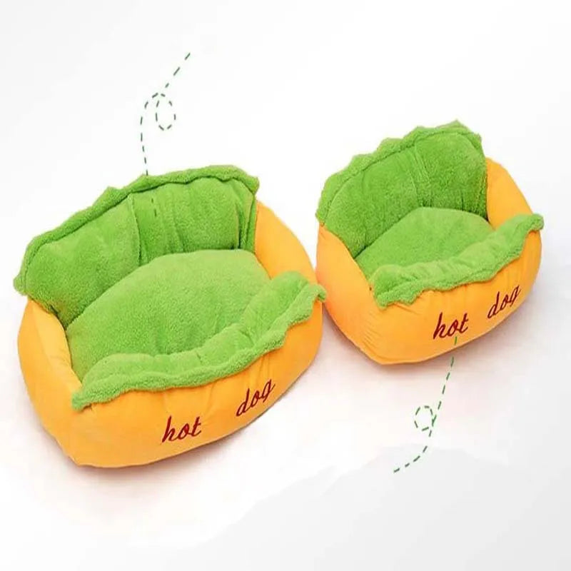 Hot dog pet bed with removable mat in flannelette fabric with jean cloth sides