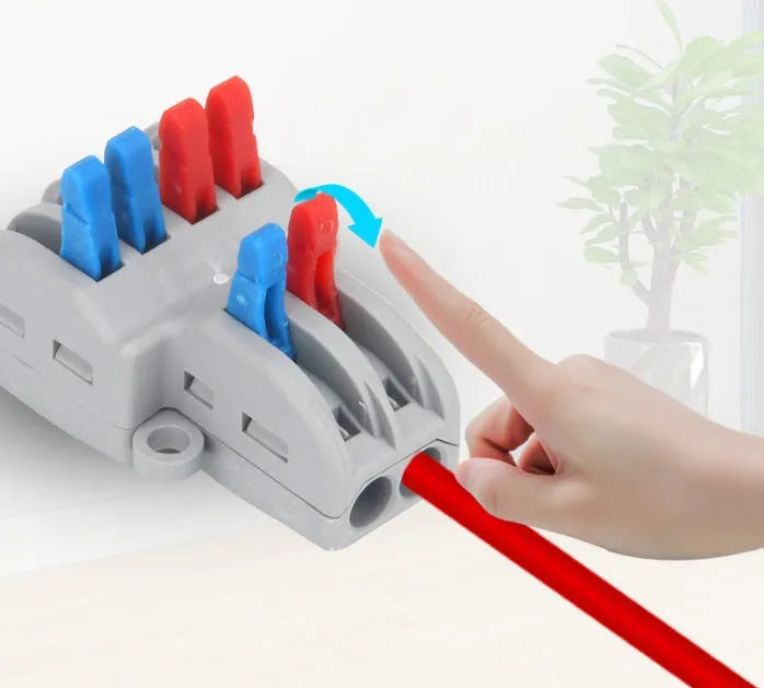 SPL 42 and SPL 62 style quick wire connectors with fire-insulated shell for 0.08-4.0mm² cables.